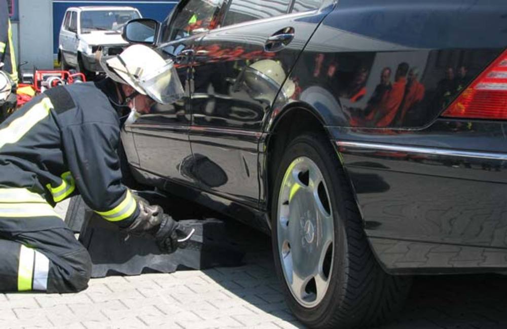 Sistema di supporto per scale con cuneo di LUKAS