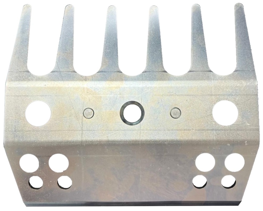 Attrezzo antincendio boschivo MCLEOD PRO con manico in legno di OMNISFERA