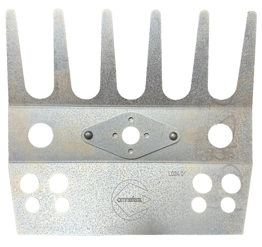 Attrezzo antincendio boschivo MCLEOD PRO con manico in legno di OMNISFERA