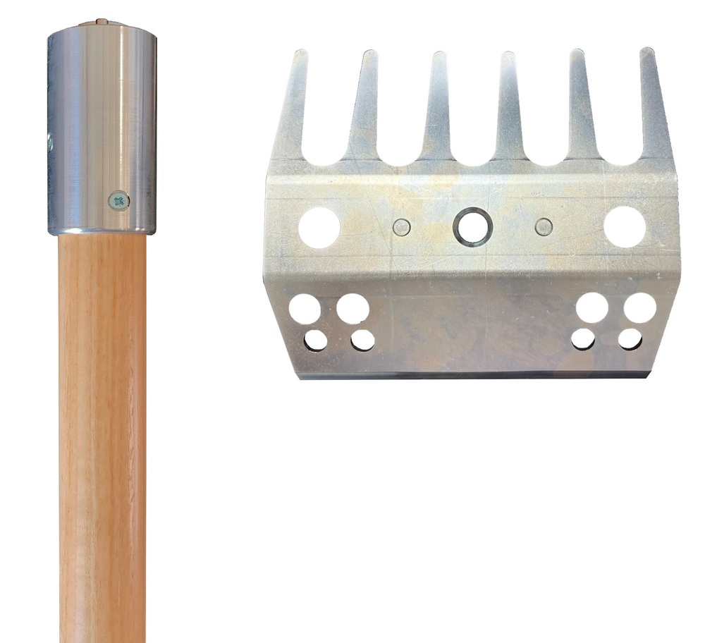 Attrezzo antincendio boschivo MCLEOD PRO con manico in legno di OMNISFERA Attrezzo antincendio boschivo MCLEOD PRO con manico in legno di OMNISFERA